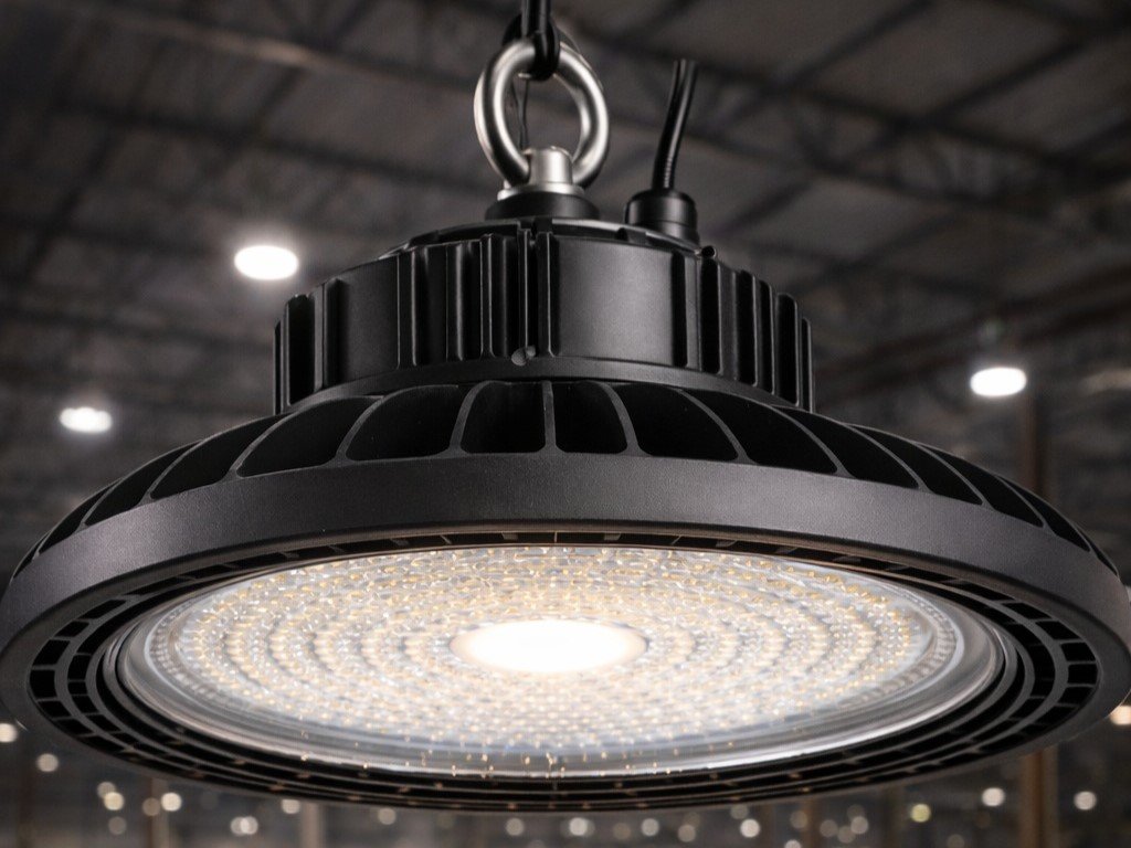 AV-High Bay UFO : Powerful & Energy-Efficient High-Ceiling Illumination - Image 3